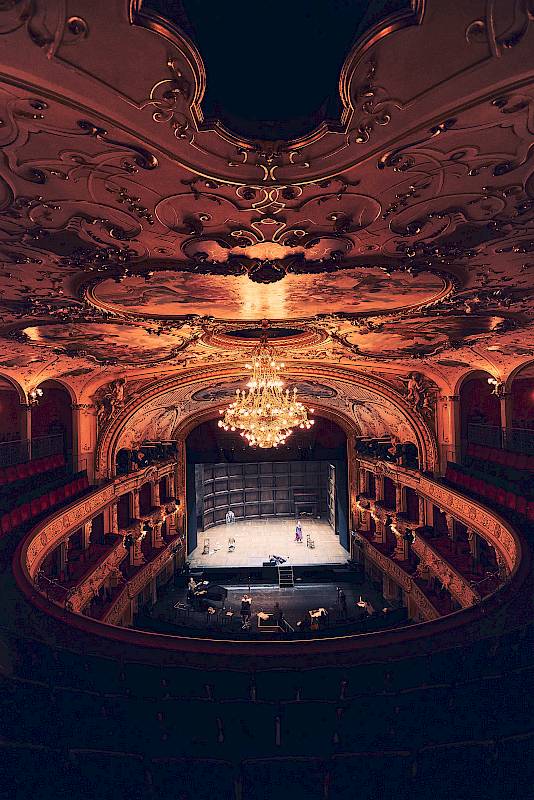 Reportage - Backstage - Opernhaus Zürich