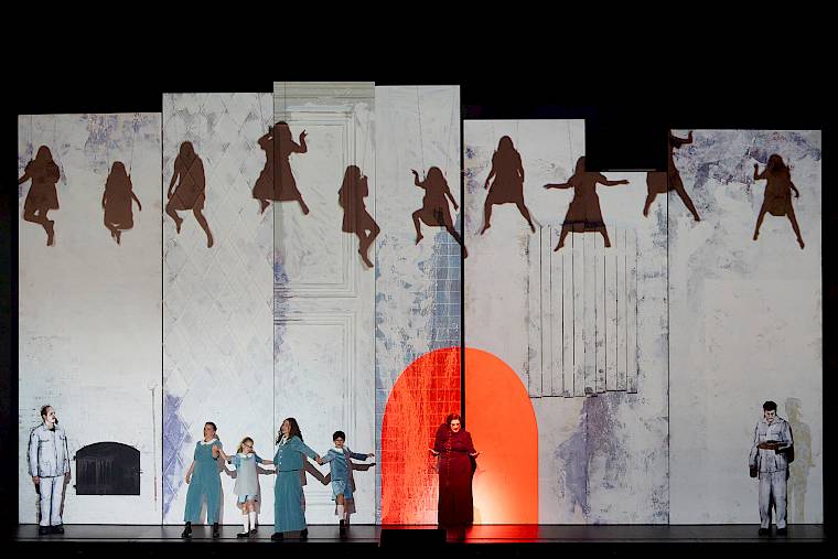 Hänsel & Gretel 25/26 Thom Luz. Foto: Herwig Prammer