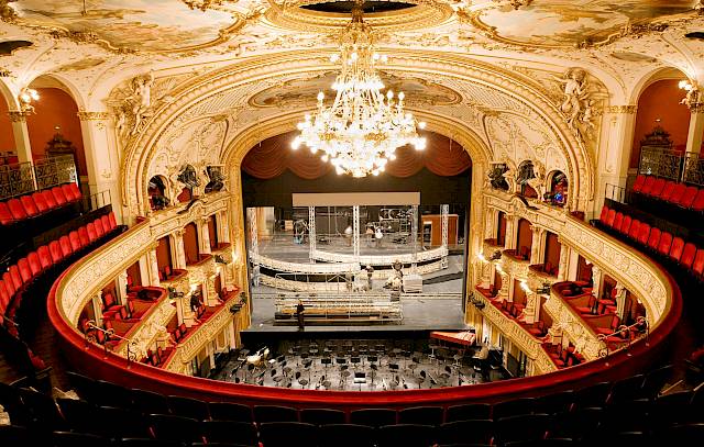 www.opernhaus.ch